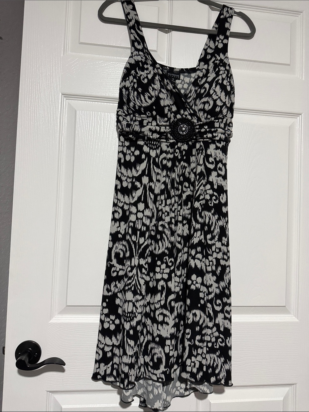 Enfocus Studio Black and White Printed Empire-Waist Midi Dress